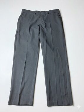 Haggar Comfort Performance Stretch Pants | Gray | Straight Fit | 34 x 30